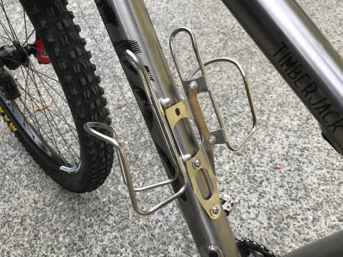 60 degree double bottle cage adaptor installed